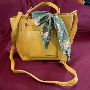 Steve Madden purse (Brand New)